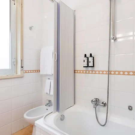 Crisol Europa 3*