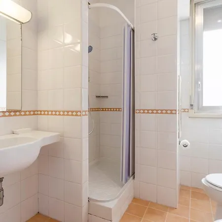 Crisol Europa 3*
