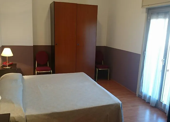 Crisol Europa 3*
