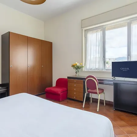 מלון Crisol Europa 3*