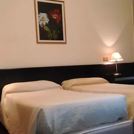 Crisol Europa 3*