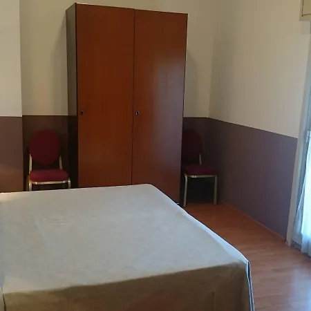 Crisol Europa 3*